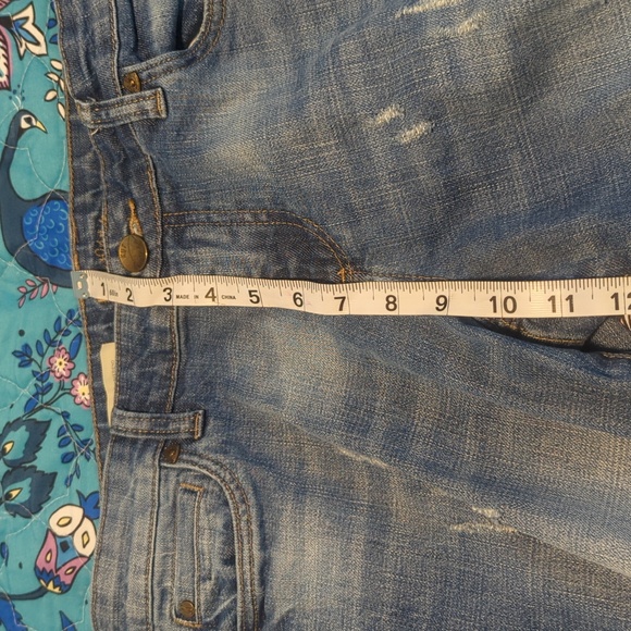 Kut from the Kloth Catherine Boyfriend 10 distressed - Picture 12 of 13